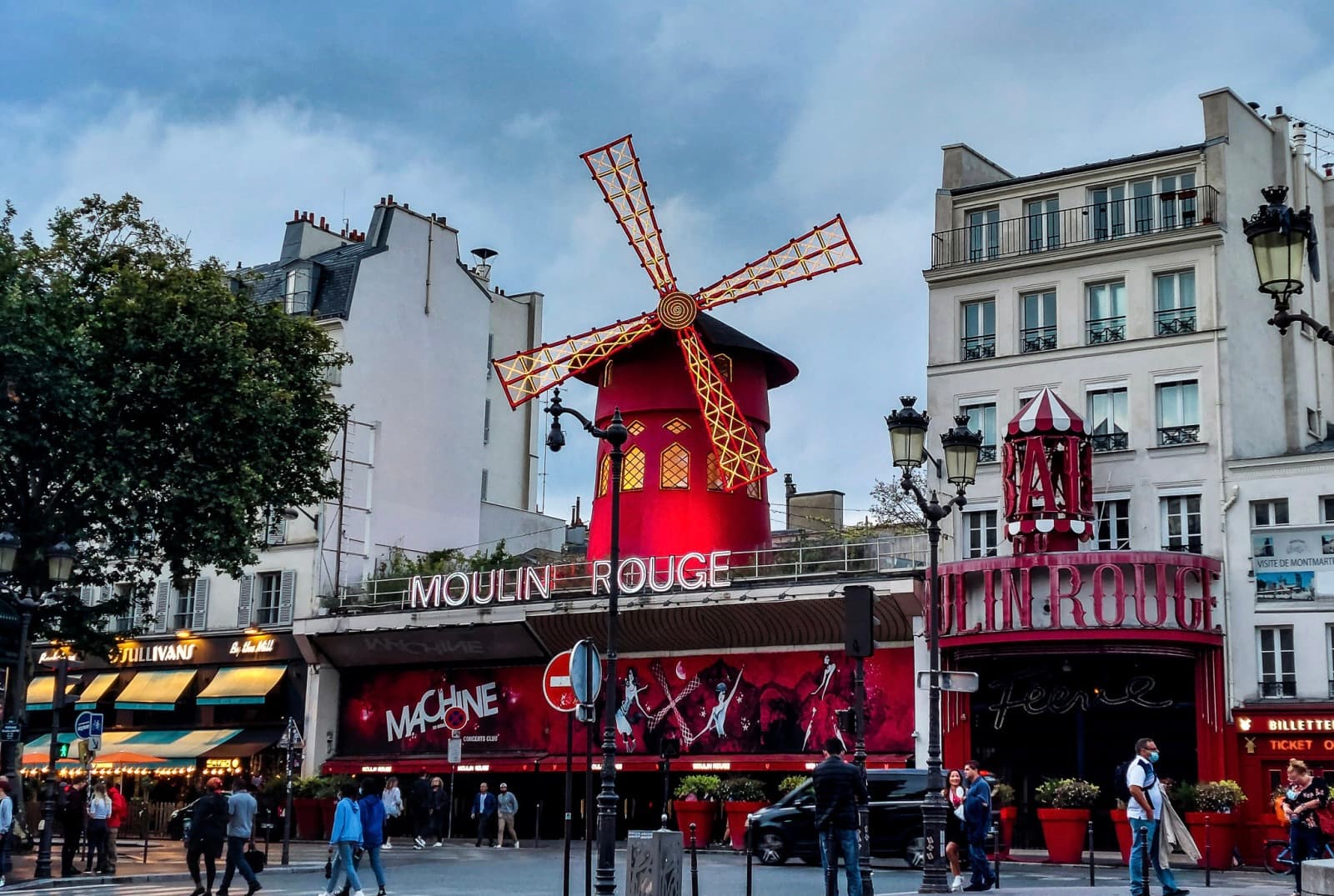Moulin Rouge