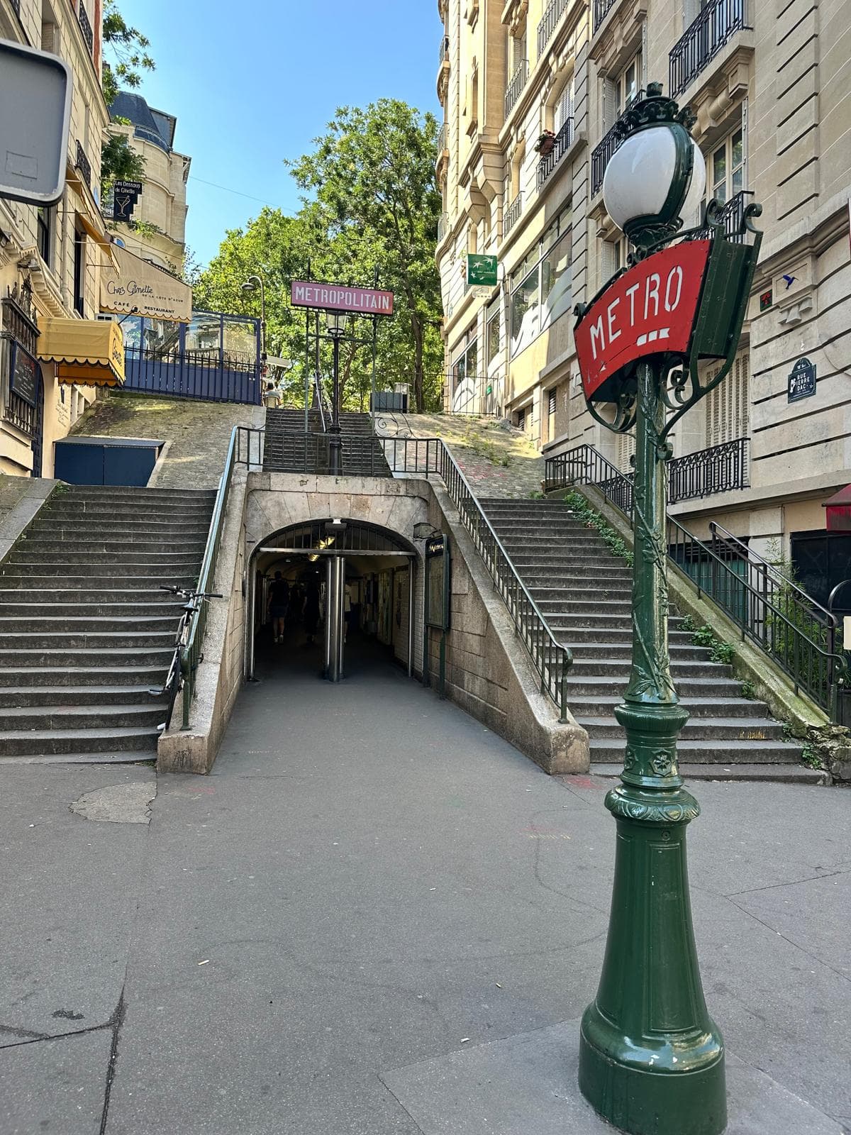 Lamarck–Caulaincourt Metro Station